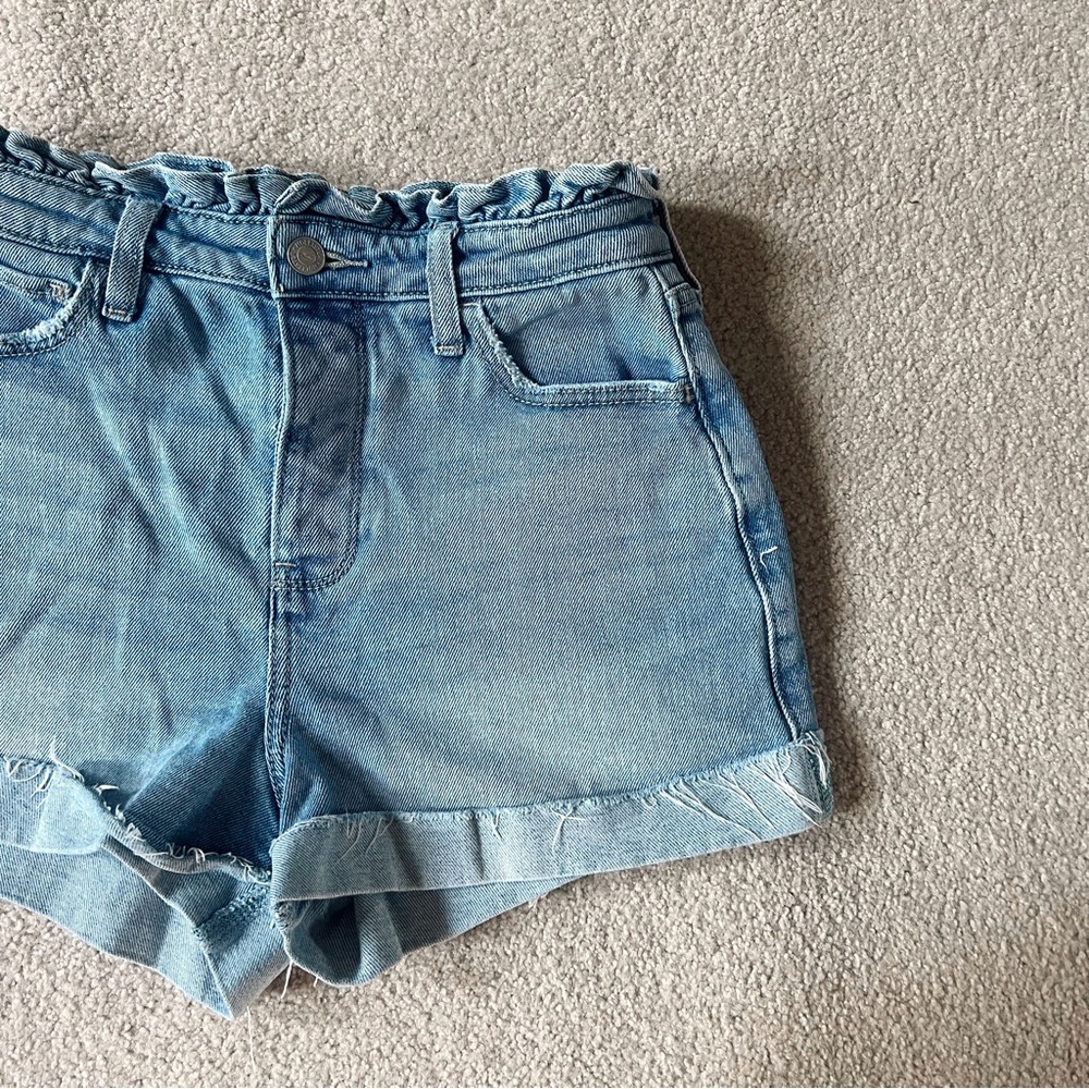 Hollister Ultra High Rise Mom Short